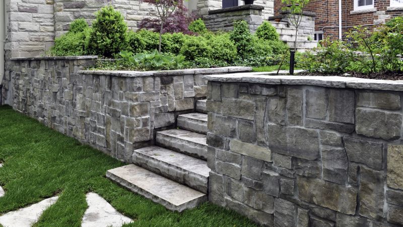 Retaining Wall Cleaning