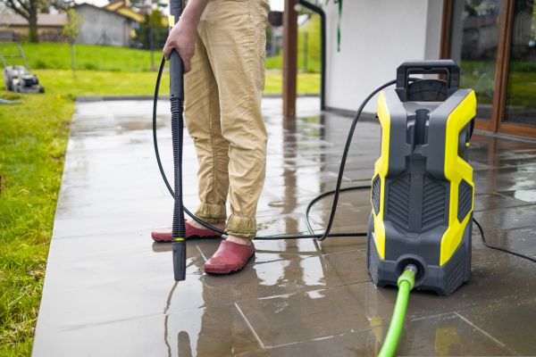 Cost of Porch Pressure Washing in Elgin