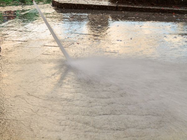 Cost of Pavement Cleaning Service in Elgin