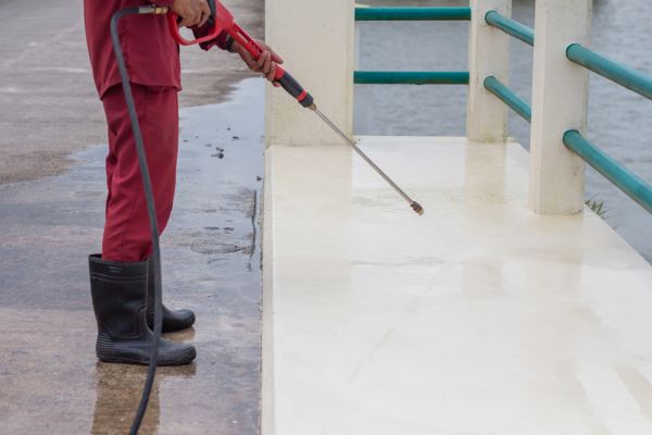 Industrial Concrete Cleaning in Elgin