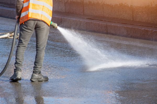Cost of Asphalt Pressure Washing in Elgin