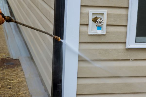 Cost of Vinyl Siding Cleaning in Elgin